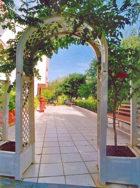 Knossos Aparthotel Pánormosz Kültér fotó
