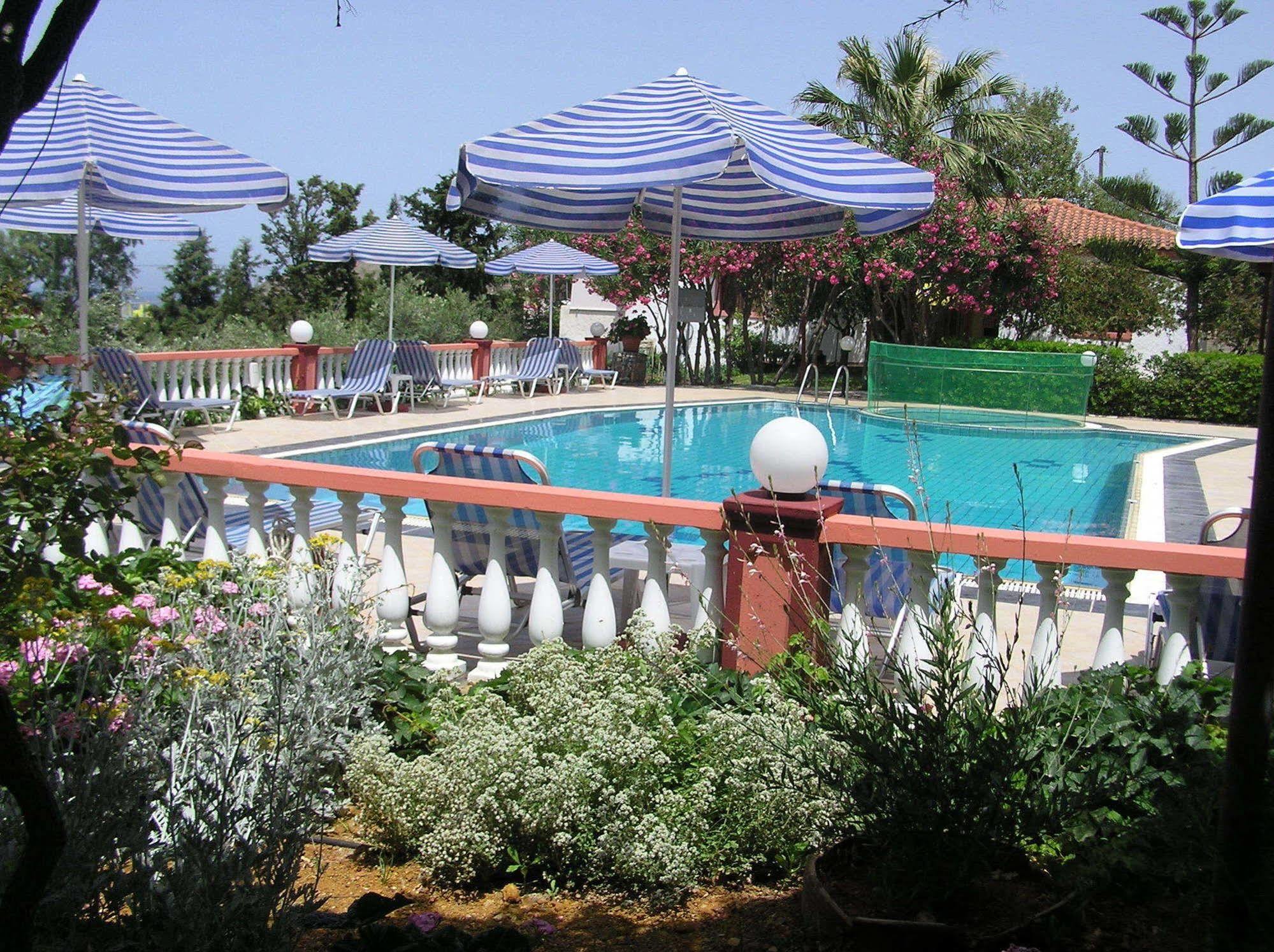 Knossos Aparthotel Pánormosz Kültér fotó